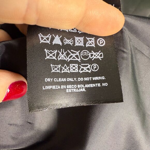 Guess Men's Chambray Sport Coat, Single Breast, Charcoal Gray Sz Medium 2/$50 - Picture 13 of 16